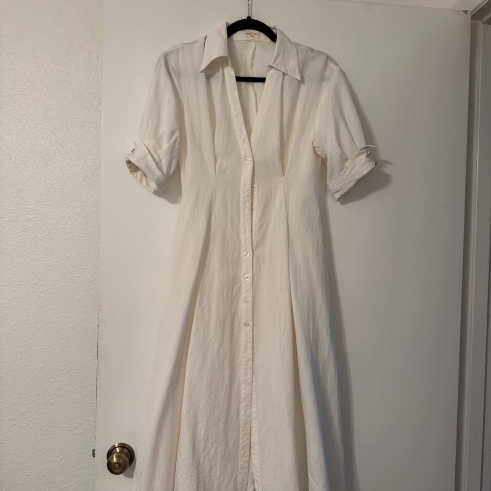 White Midi Dress with Notched Collar and Cuffed Sleeves
